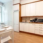 Comfy Spacious In Kamppi Appartement Helsinki