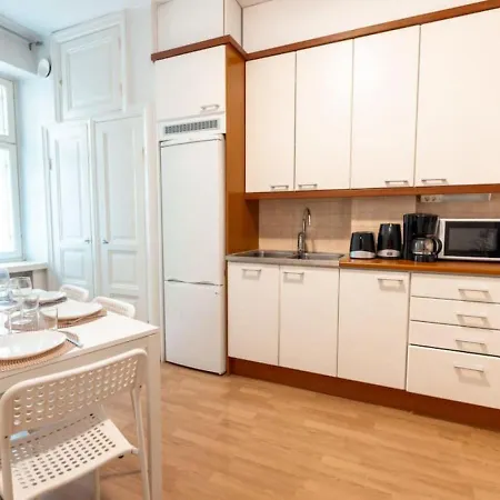 2ndhomes Comfy Spacious In Kamppi Appartamento Helsinki